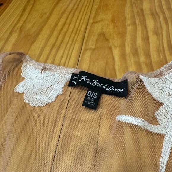 For Love and Lemons Orchids Kimono ONE SIZE Floral - Picture 6 of 9